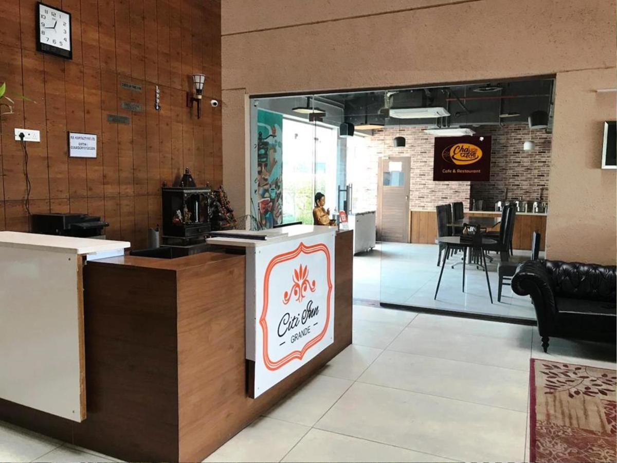 Hotel Citi Inn Grande Zirakpur Exterior photo